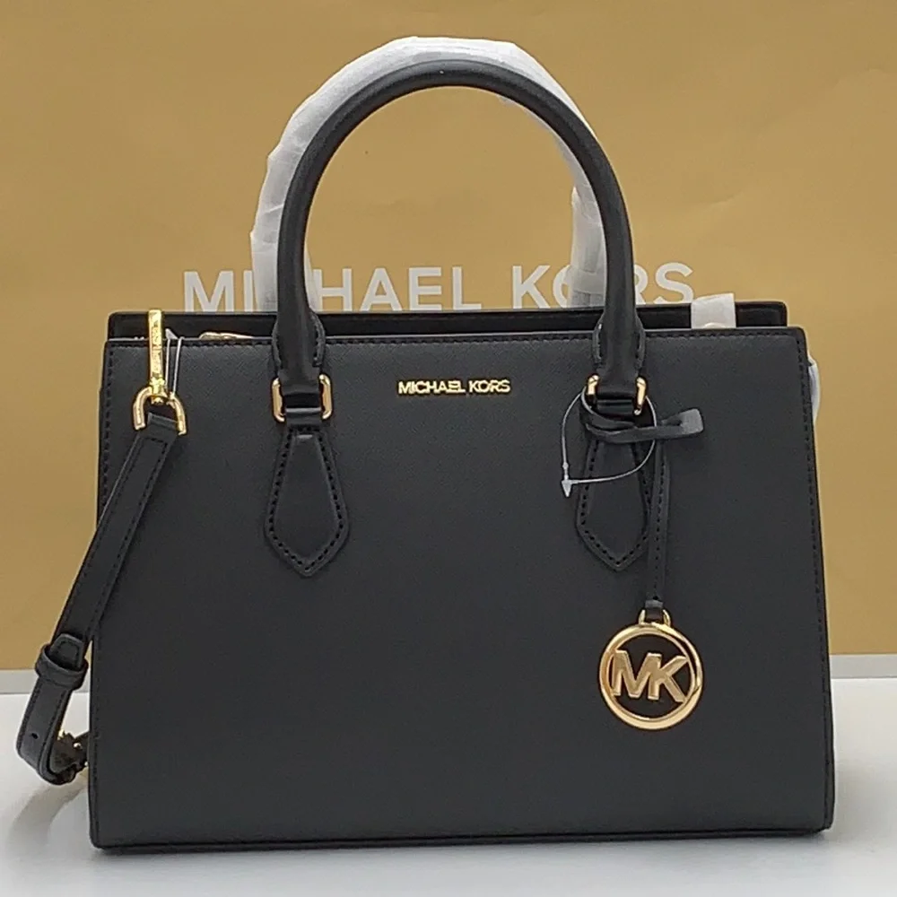 MICHAEL KORS SHEILA MEDIUM CENTER ZIP SATCHEL / CROSSBODY BLACK COLOR